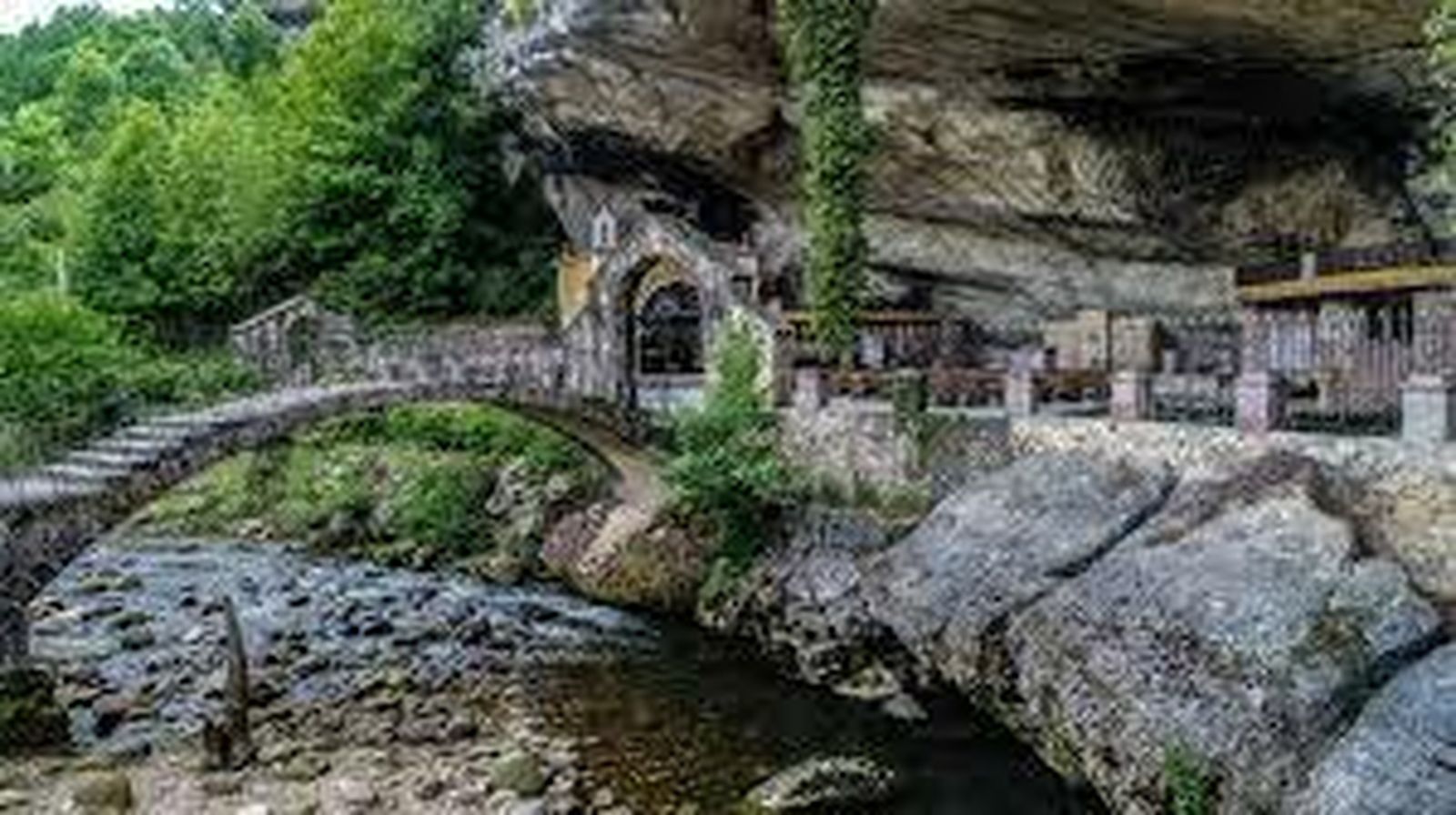 La Virgen de la Cueva