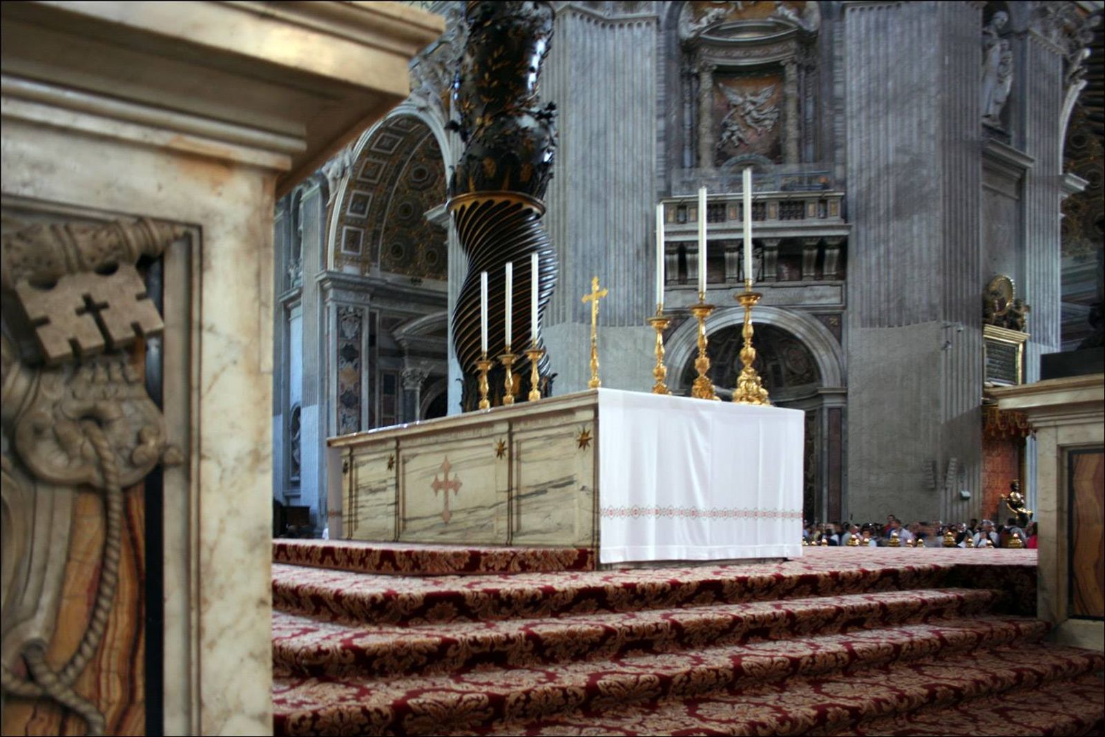 altar principal san Pedro