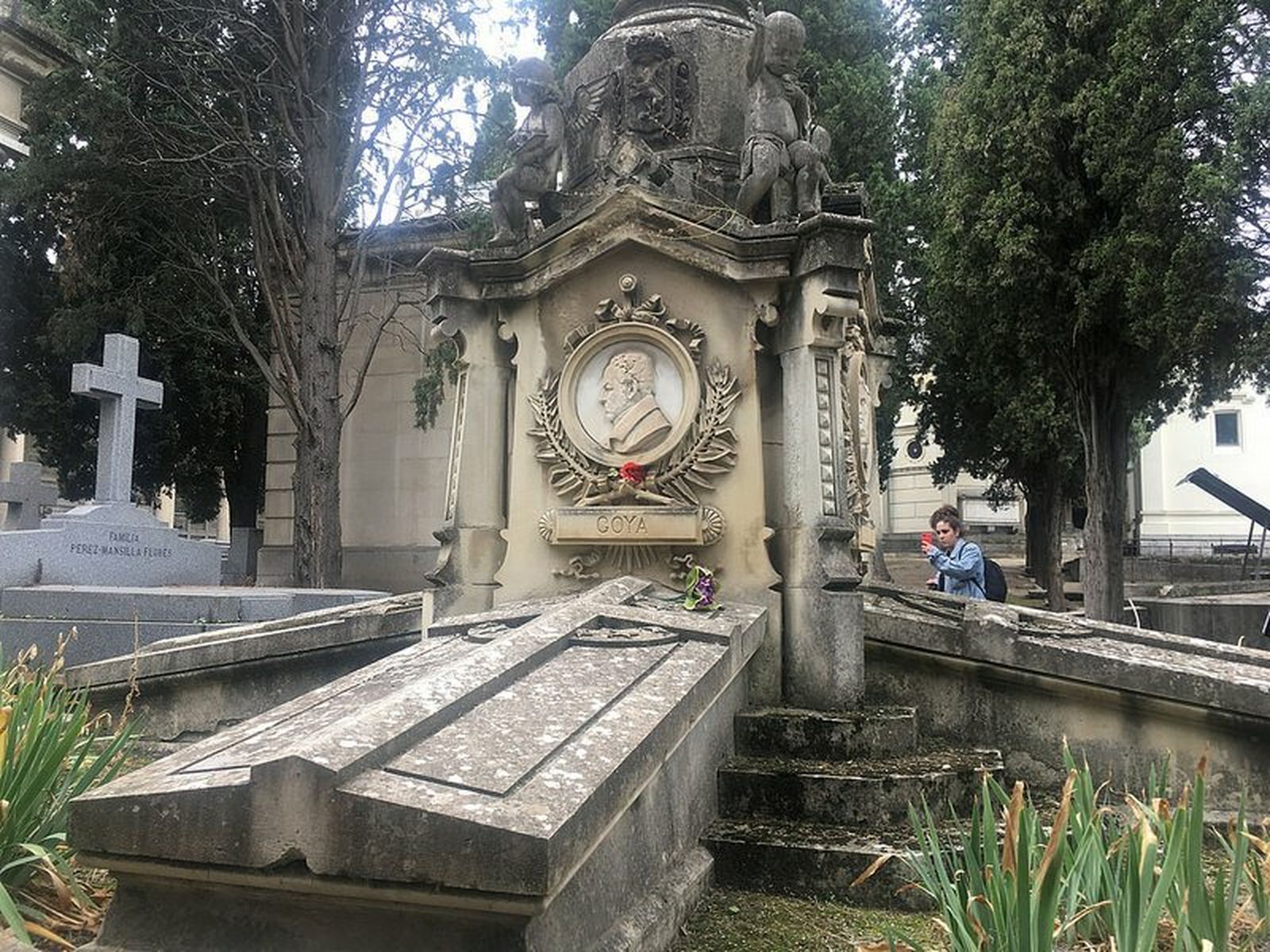 Un paseo por la sacramental de San Isidro