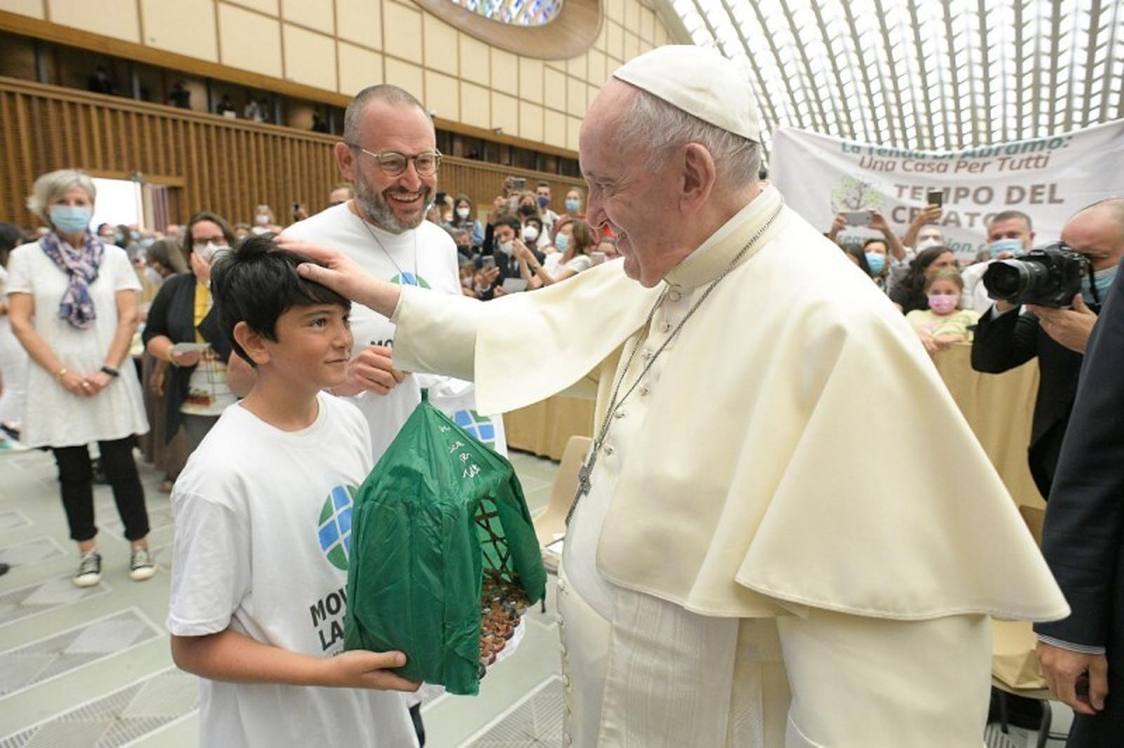 El Papa, con miembros del Movimiento Laudato Si
