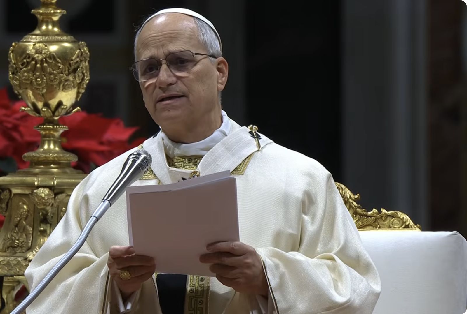 El Papa pronuncia su homilía