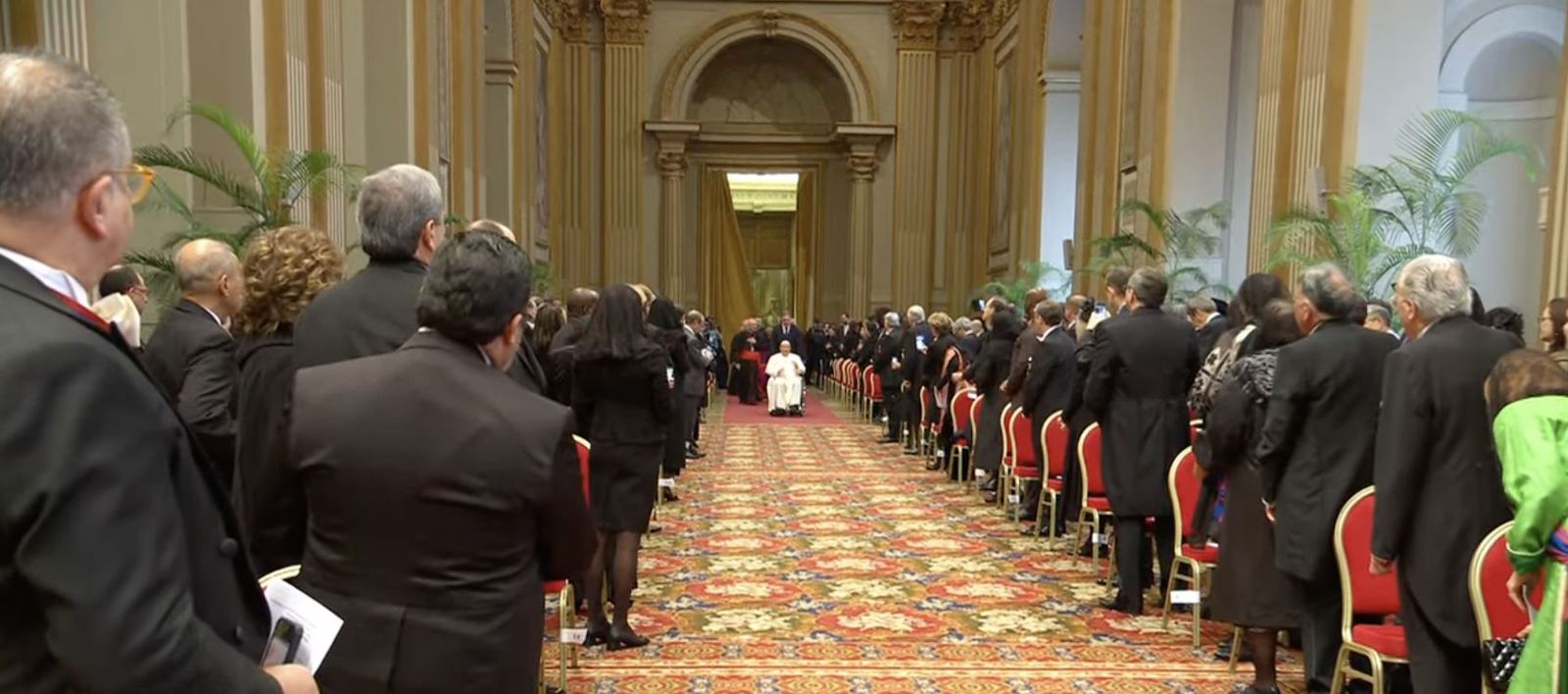 Francisco, con el Cuerpo Diplomático