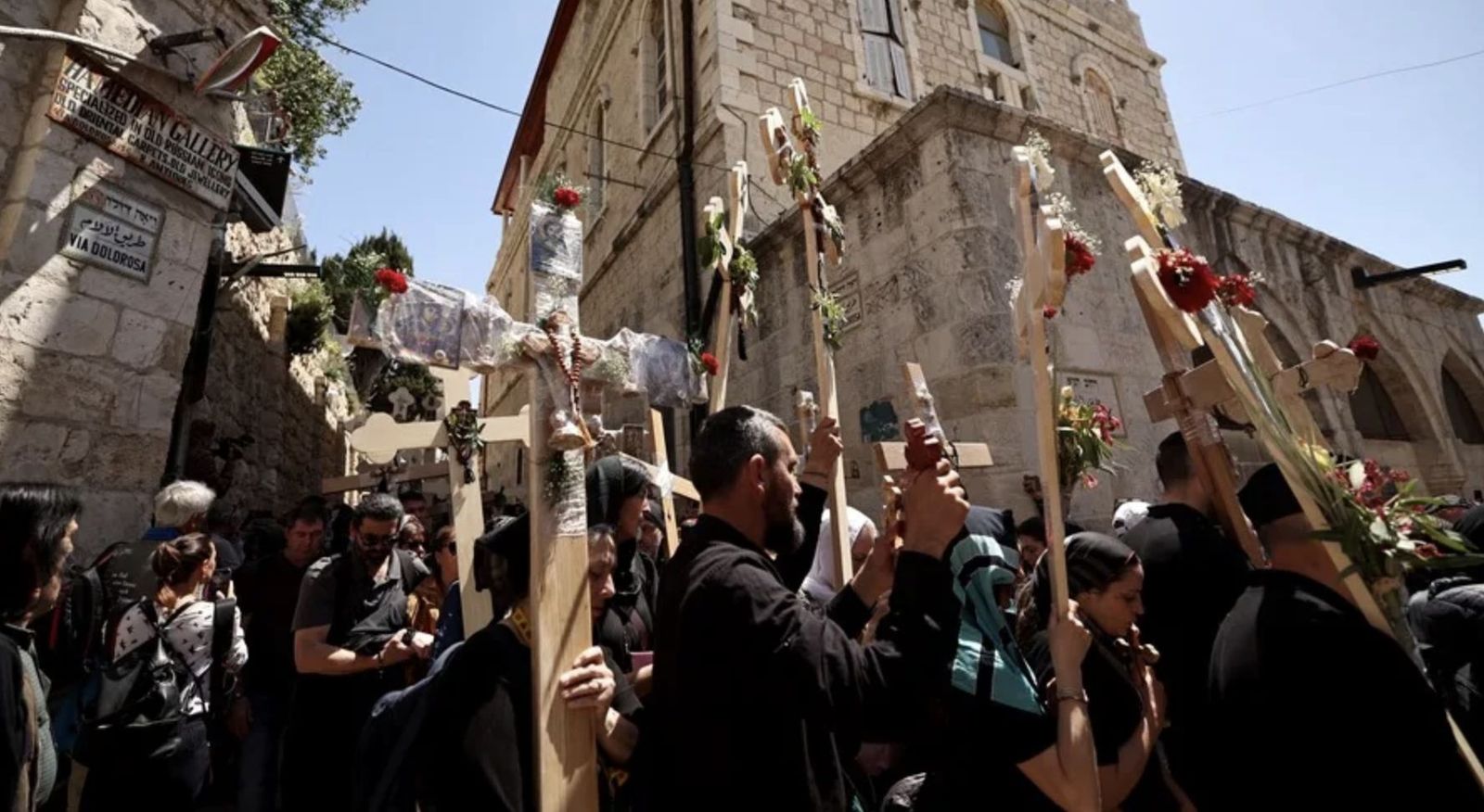 Peregrinos ortodoxos en la Vía Dolorosa